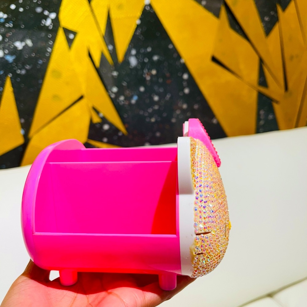 Hellokitty Rhinestone Organizer - image 2